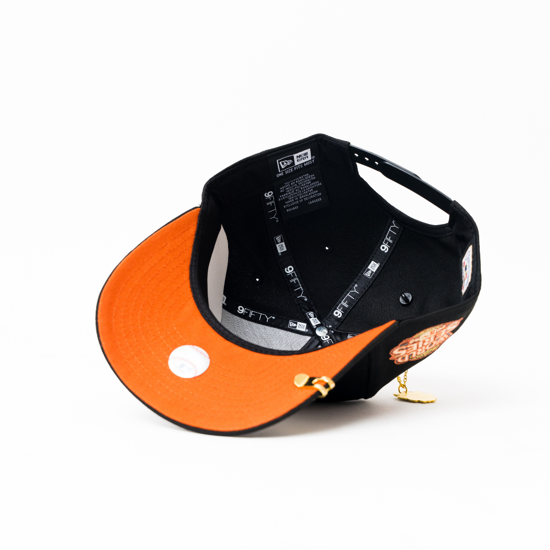 NEW ERA 9FIFTY A-FRAME BLACK PHILADELPHIA PHILLIES SNAPBACK W/ 2009 WORLD SERIES SIDE PATCH