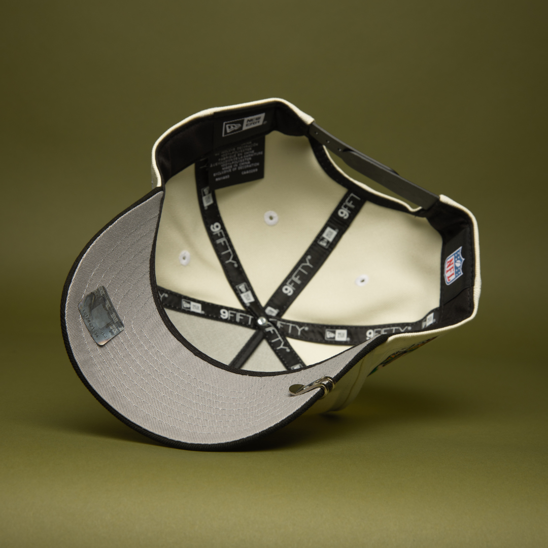 NEW ERA 9FIFTY A-FRAME CHROME/BLACK LAS VEGAS RAIDERS SNAPBACK W/ SUPER BOWL SIDE PATCH
