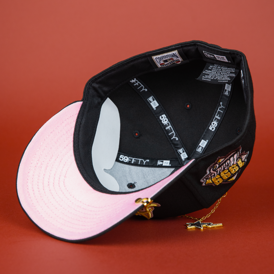NEW ERA 59FIFTY BLACK ATLANTA BRAVES SCRIPT W/ 1999 WORLD SERIES SIDE PATCH