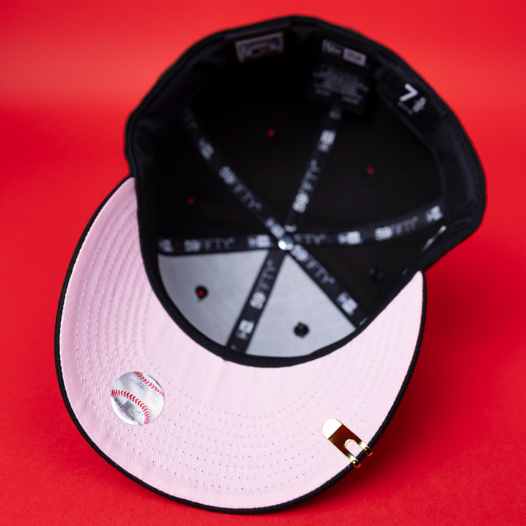 NEW ERA EXCLUSIVE 59FIFTY BLACK ATLANTA BRAVES W/ PINK ROSE + 1999 WORLD SERIES SIDE PATCH