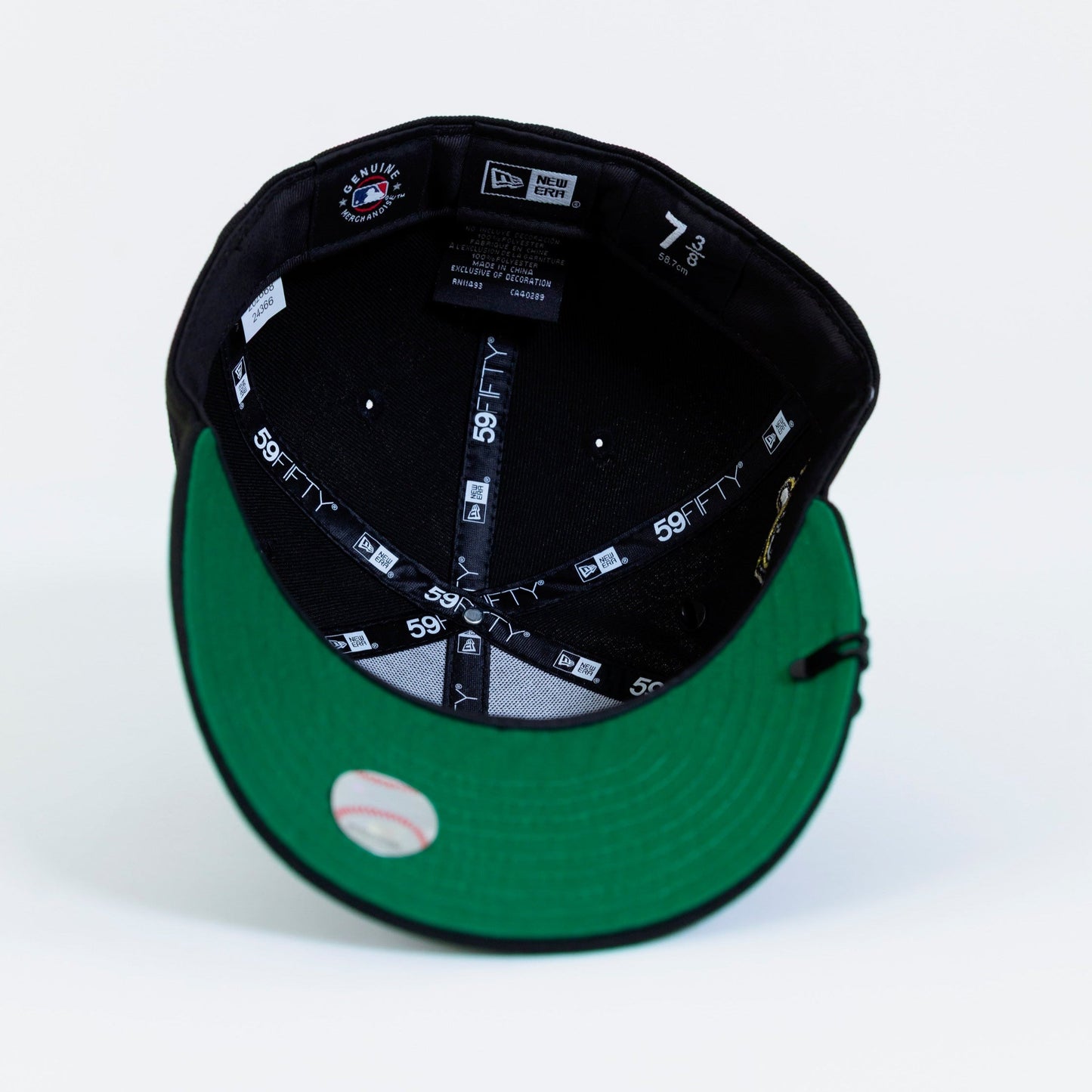 NEW ERA EXCLUSIVE 59FIFTY BLACK BROOKLYN DODGERS SCRIPT W/ "42" SIDE PATCH