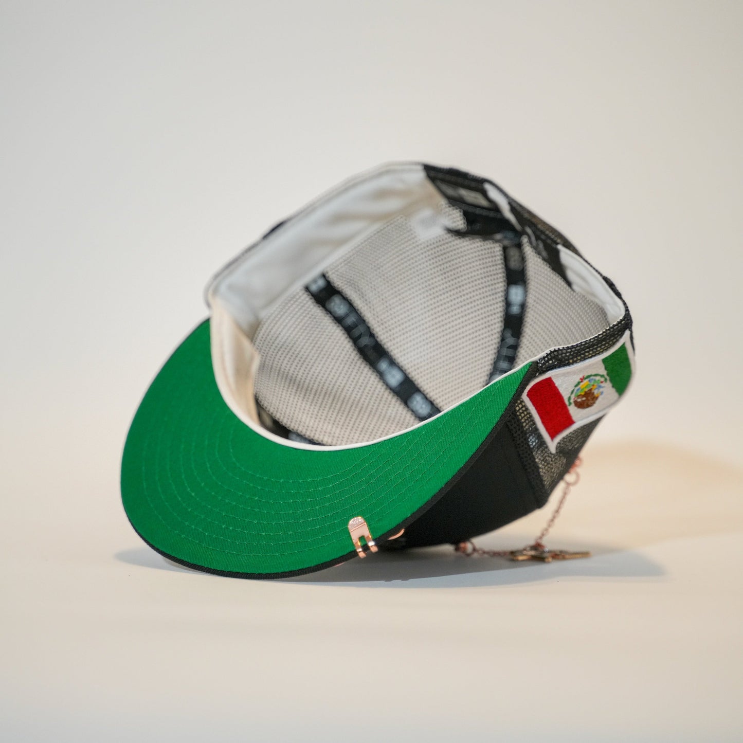 NEW ERA EXCLUSIVE 59FIFTY BLACK MEXICO "EL GALLO" MESHBACK W/ MEXICO FLAG SIDE PATCH