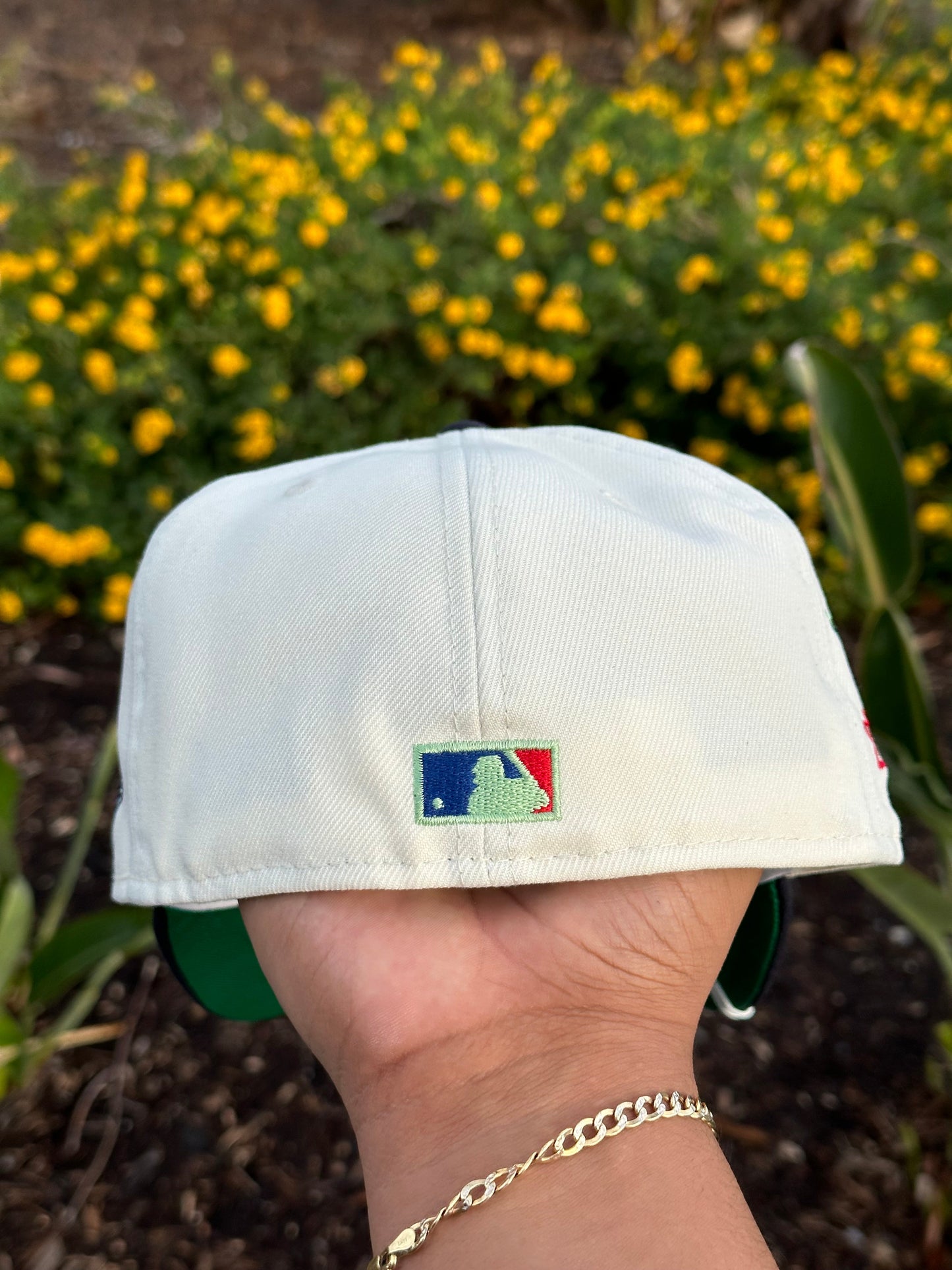NEW ERA EXCLUSIVE 59FIFTY CHROME WHITE/NAVY CHICAGO CUBS W/ 1990 ALL STAR GAME PATCH