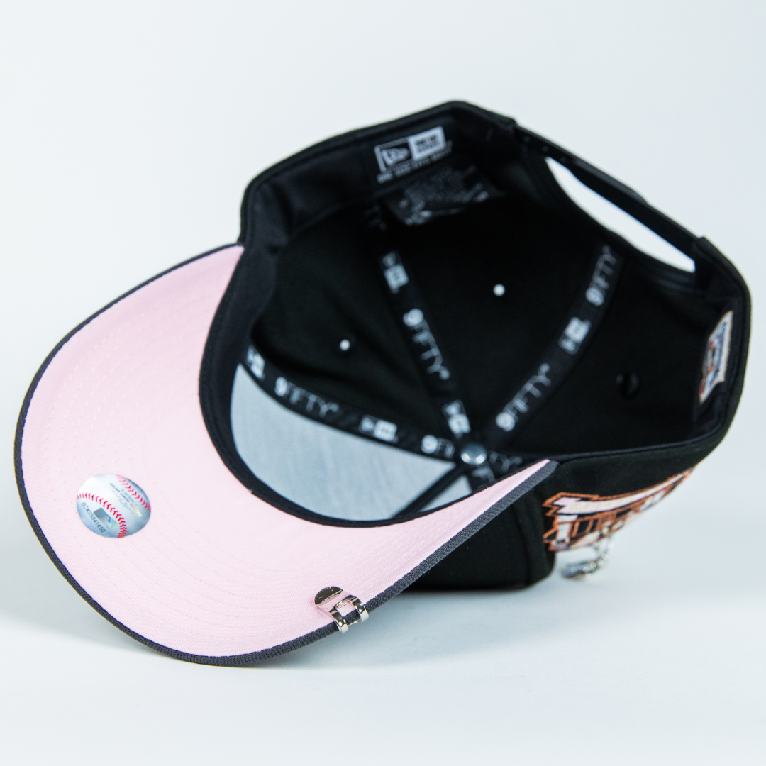 NEW ERA 9FIFTY A-FRAME BLACK/ GREY TEXAS RANGERS SNAPBACK W/ FINAL SEASON SIDE PATCH