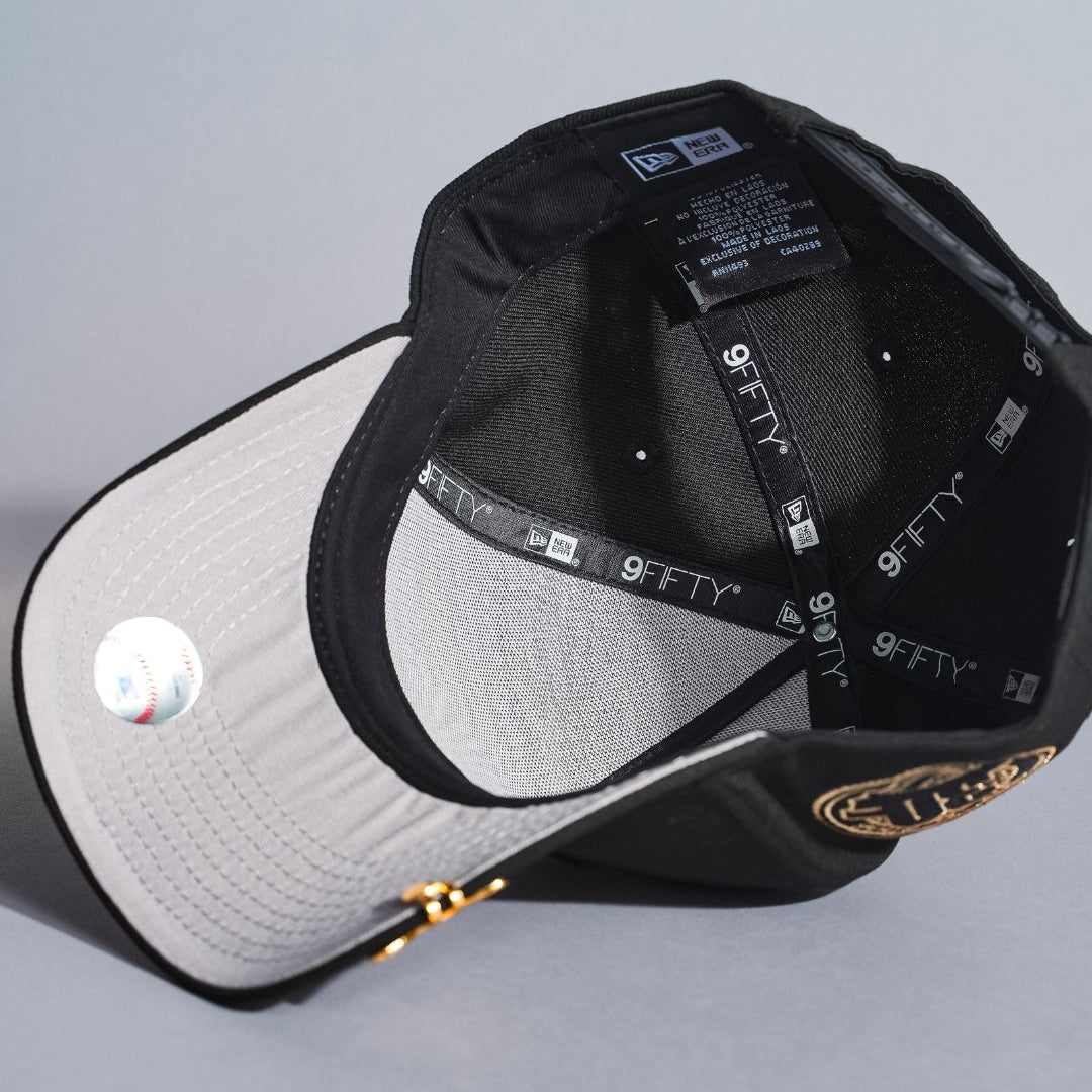NEW ERA 9FIFTY A-FRAME BLACKED OUT TORONTO BLUE JAYS SNAPBACK W/ 30TH ANNIVERSARY SIDE PATCH