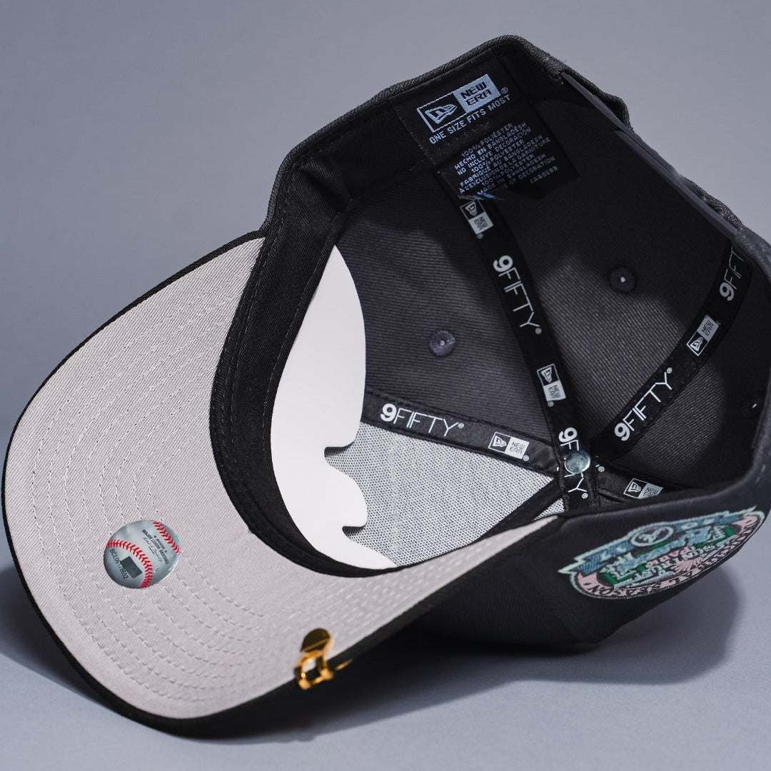NEW ERA 9FIFTY A-FRAME DARK GREY/BLACK ATLANTA BRAVES SNAPBACK W/ 2017 INAUGURAL SEASON SIDE PATCH