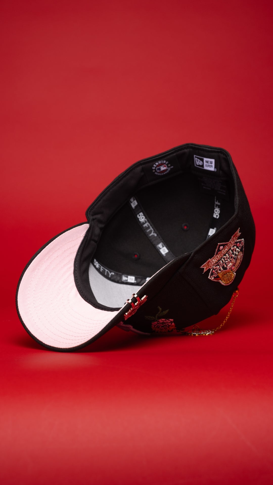 NEW ERA EXCLUSIVE 59FIFTY BLACK LOS ANGELES DODGERS W/ BURNT ROSES + WORLD SERIES CHAMPIONS SIDE PATCH
