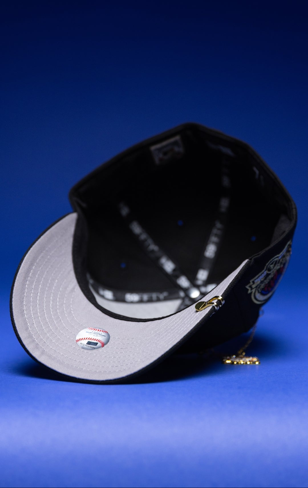 NEW ERA EXCLUSIVE 59FIFTY BLACK ATLANTA BRAVES W/ ANNIVERSARY SIDE PATCH