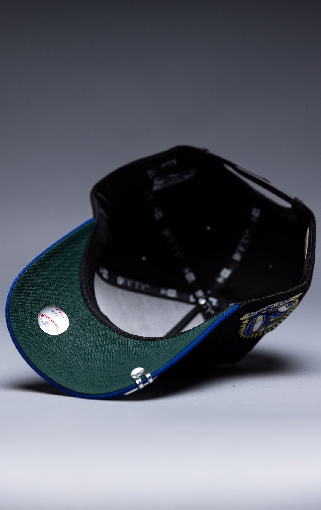 NEW ERA 9FIFTY A-FRAME BLACK/BLUE BALTIMORE ORIOLES SNAPBACK W/ 1989 WORLD SERIES SIDE PATCH