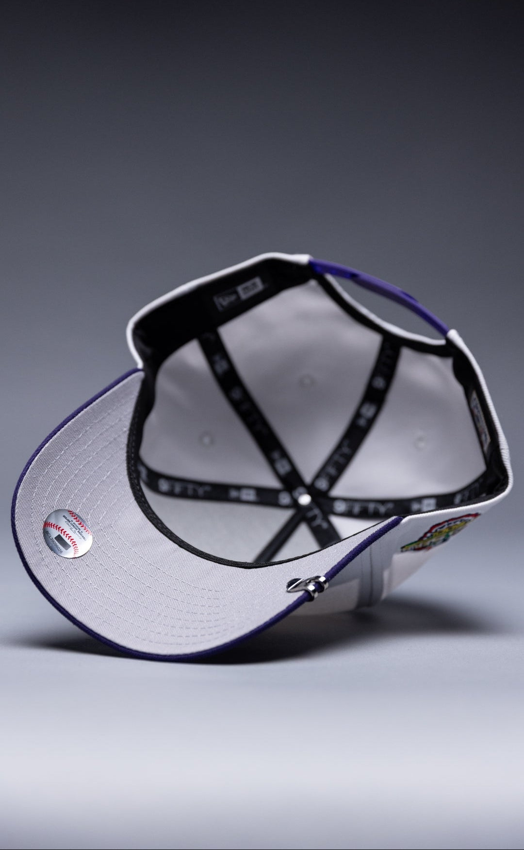 NEW ERA 9FIFTY A-FRAME PEARL WHITE ARIZONA DIAMONDBACKS SNAPBACK W/ 2001 WORLD SERIES SIDE PATCH