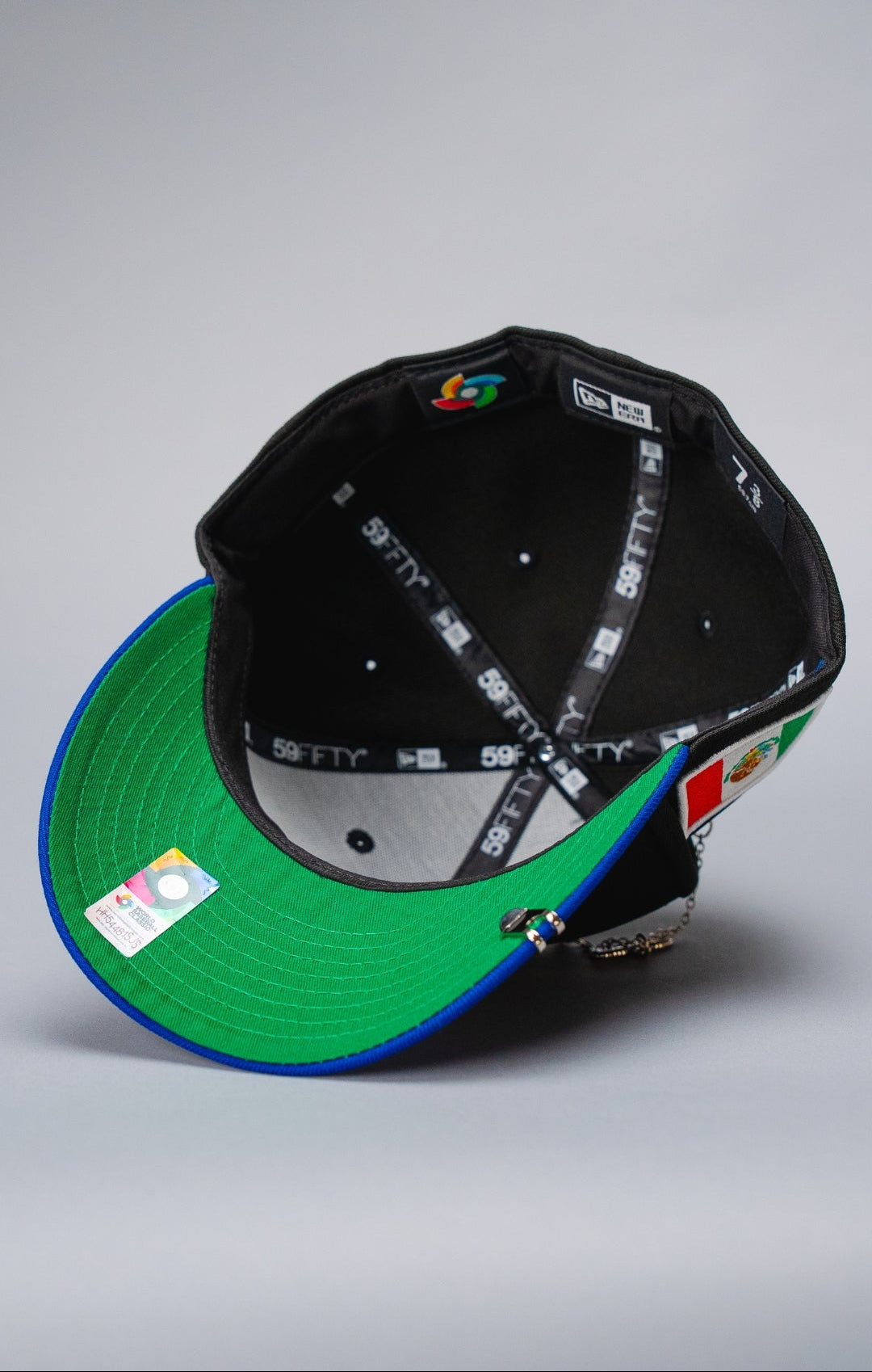 NEW ERA EXCLUSIVE 59FIFTY BLACK/BLUE MEXICO 2025 WORLD BASEBALL CLASSIC W/ MEXICO FLAG SIDE PATCH
