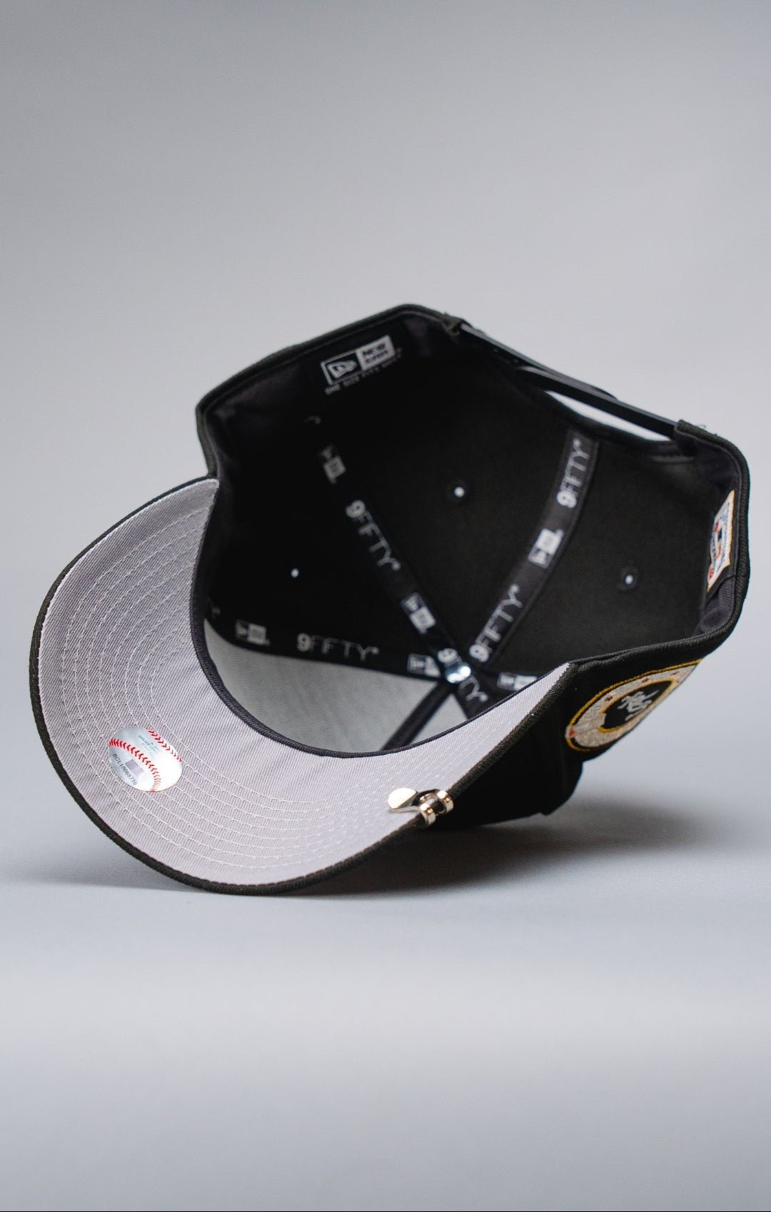 NEW ERA 9FIFTY A-FRAME BLACK CHICAGO WHITE SOX SNAPBACK W/ ALL STAR YEARS SIDE PATCH