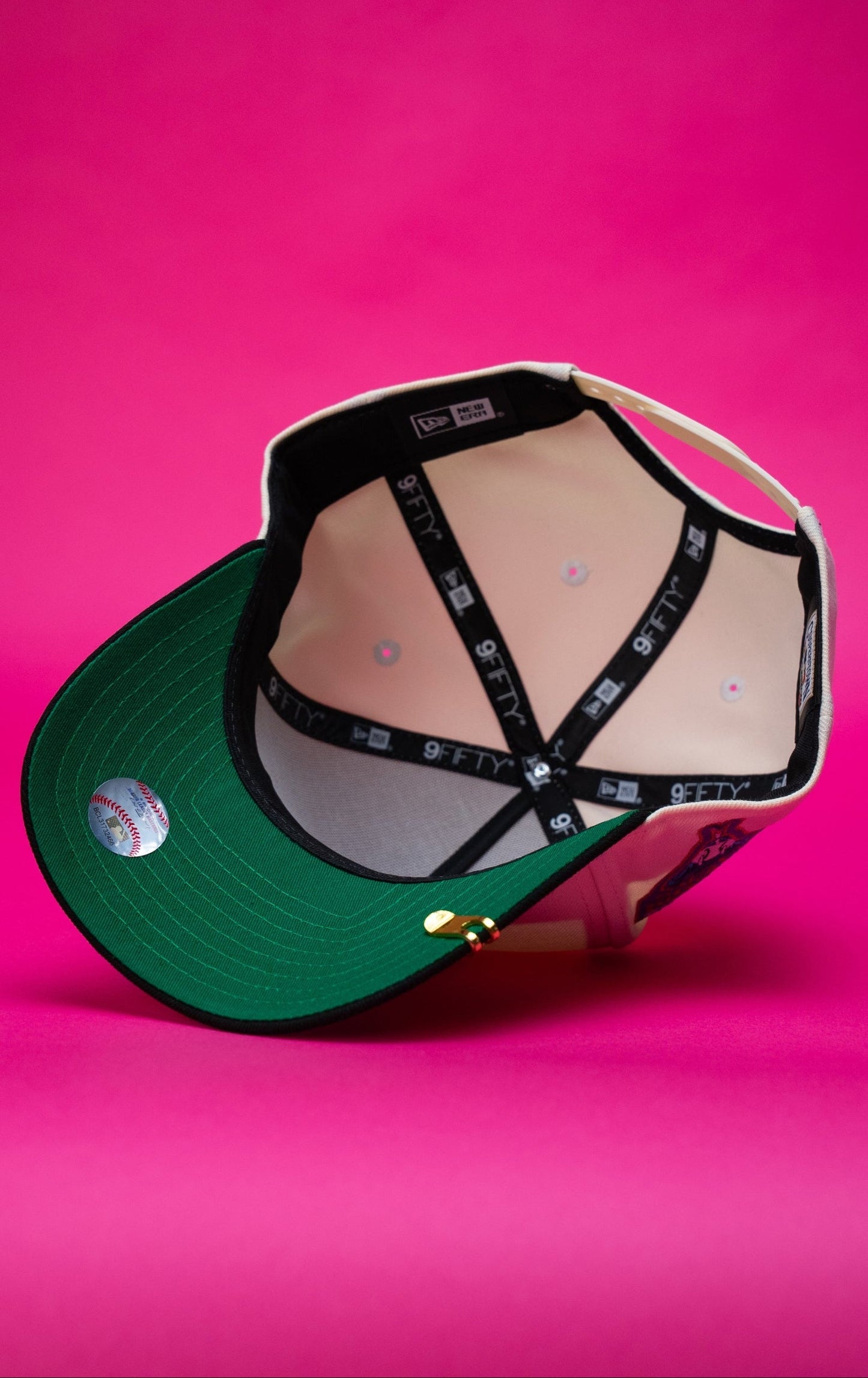 NEW ERA 9FIFTY A-FRAME CHROME/BLACK ARIZONA DIAMONDBACKS SNAPBACK W/ 1998 INAGUGURAL SEASON SIDE PATCH