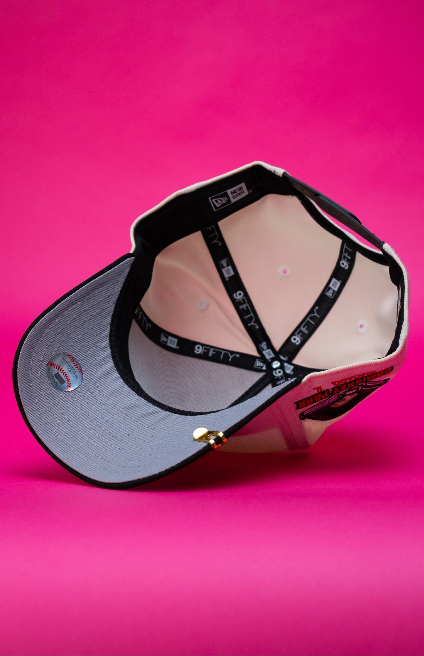 NEW ERA 9FIFTY A-FRAME CHROME/BLACK CHICAGO WHITE SOX SNAPBACK W/ COMISKEY PARK SIDE PATCH