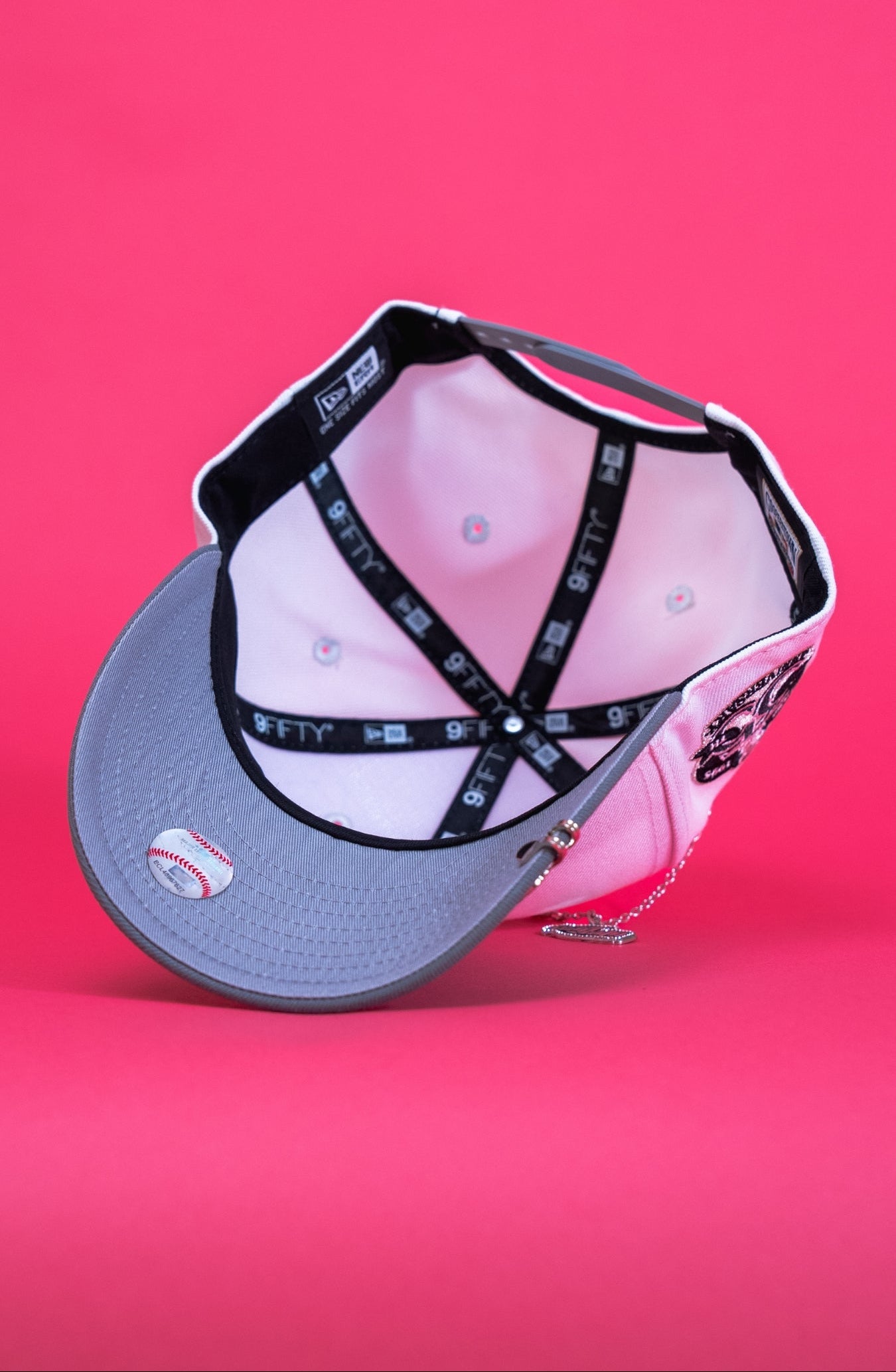 NEW ERA EXCLUSIVE 9FIFTY PEARL WHITE ANAHEIM ANGELS SNAPBACK W/ 35TH ANNIVERSARY SIDE PATCH