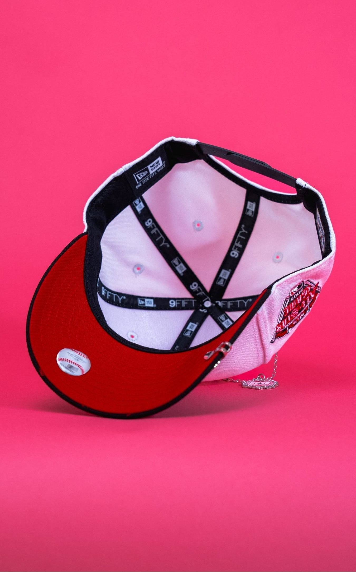 NEW ERA EXCLUSIVE 9FIFTY PEARL WHITE DETROIT TIGERS SNAPBACK W/ 2005 ALL STAR GAME SIDE PATCH