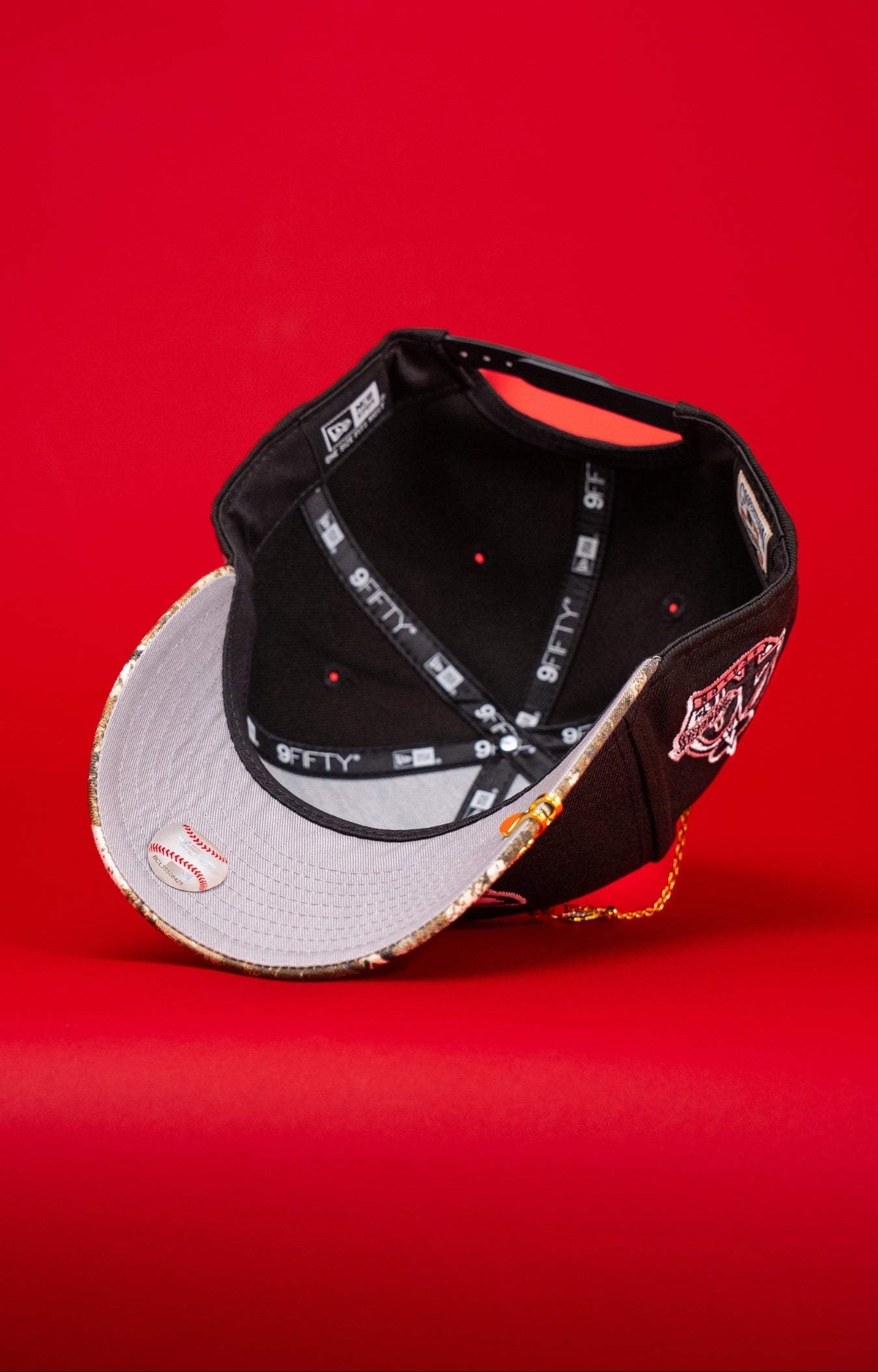 NEW ERA EXCLUSIVE 9FIFTY BLACK/REALTREE ANAHEIM ANGELS SNAPBACK W/ 50TH ANNIVERSARY SIDE PATCH