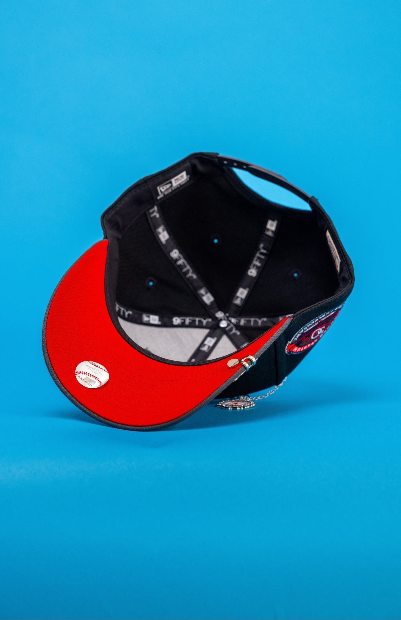 NEW ERA EXCLUSIVE 9FIFTY BLACK/GREY LOS ANGELES DODGERS SNAPBACK W/ ROSES + 50TH ANNIVERSARY SIDE PATCH