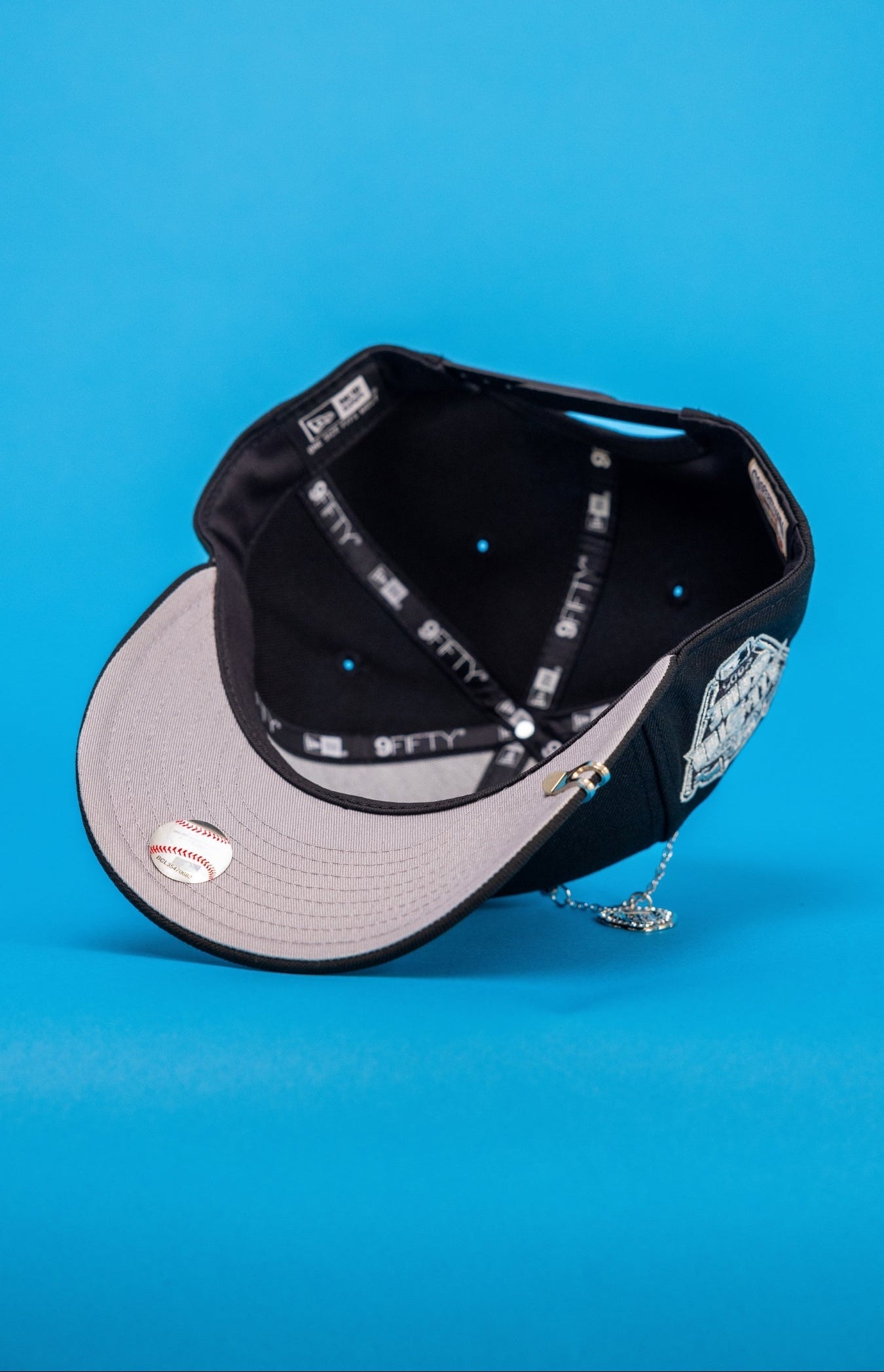 NEW ERA EXCLUSIVE 9FIFTY BLACK DETROIT TIGERS SNAPBACK W/ OUTLINE + ALL STAR GAME SIDE PATCH