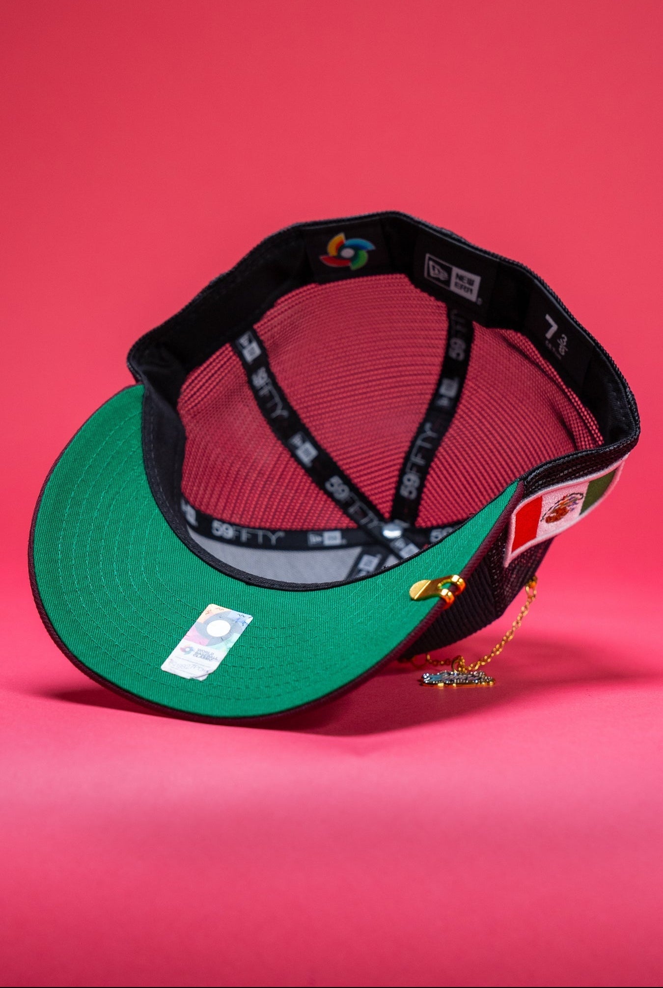 NEW ERA EXCLUSIVE 59FIFTY CORDUROY 2025 WBC MEXICO MESHBACK W/ MEXICO FLAG SIDE PATCH