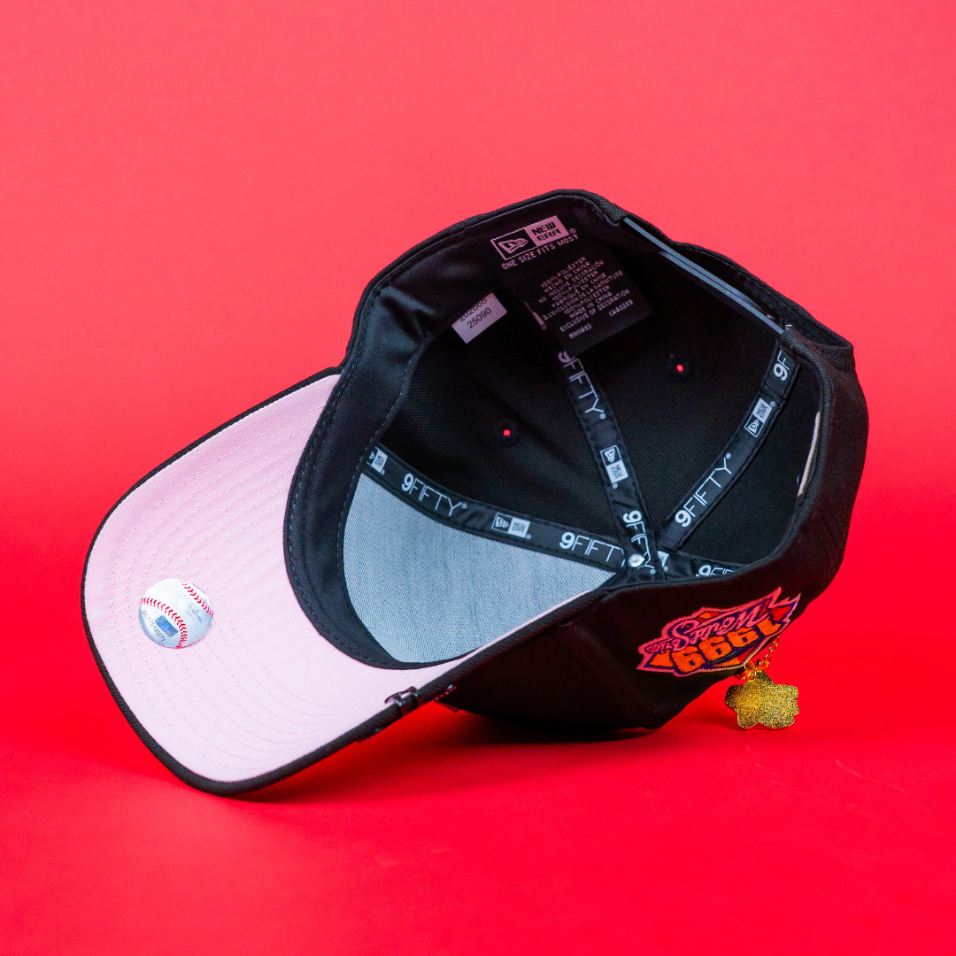 NEW ERA 9FIFTY A-FRAME BLACK NEW YORK YANKEES SNAPBACK W/ 2006 WORLD SERIES SIDE PATCH