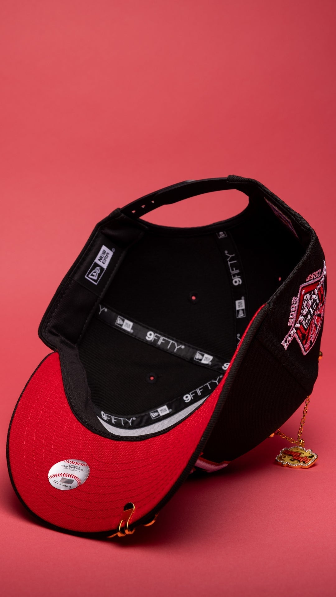 NEW ERA EXCLUSIVE 9FIFTY BLACK LOS ANGELES DODGERS SNAPBACK W/ 50TH ANNIVERSARY SIDE PATCH