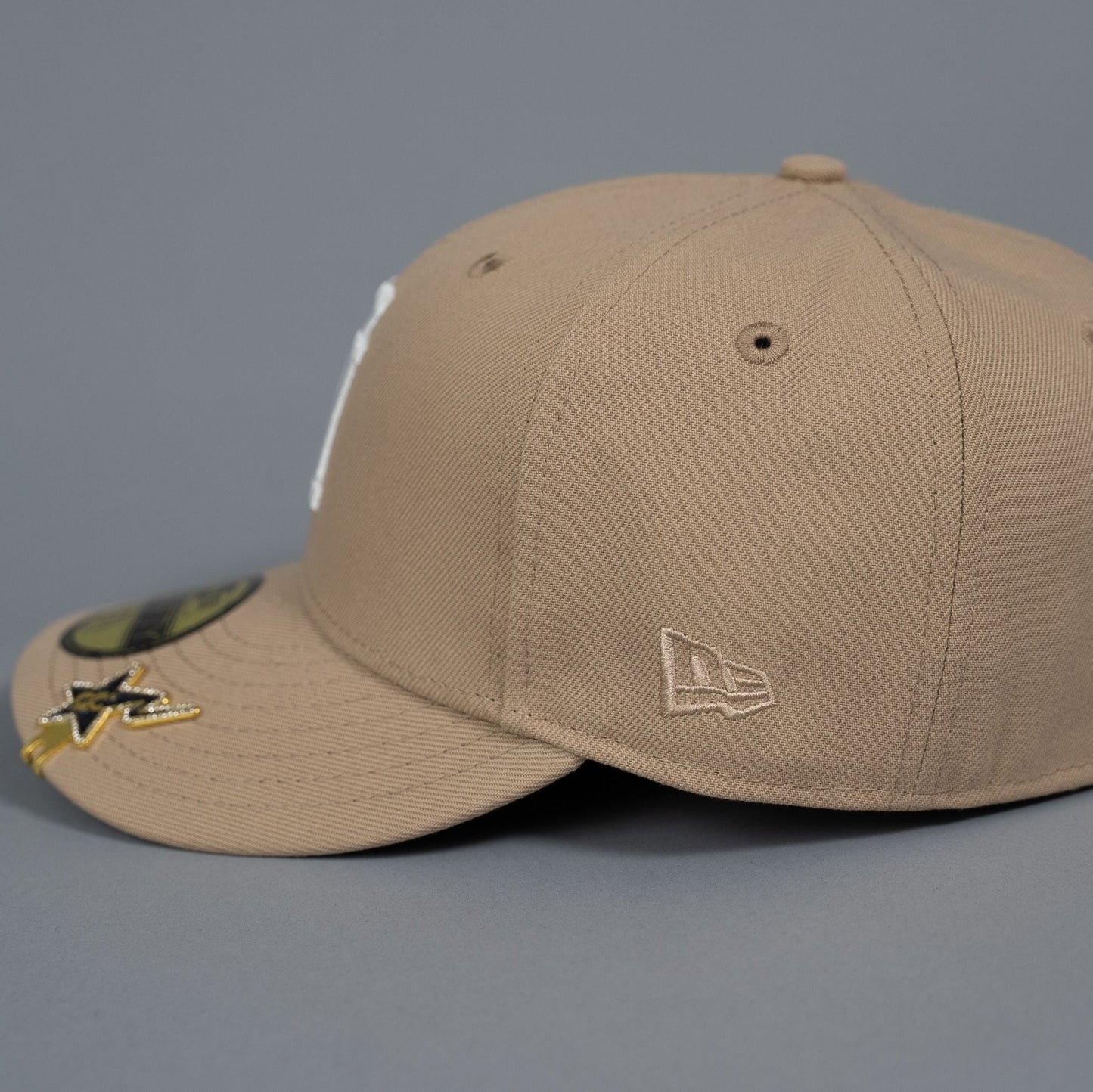 NEW ERA EXCLUSIVE 59FIFTY LIGHT KHAKI UPSIDE DOWN LOS ANGELES DODGERS W/ DODGER STADIUM SIDE PATCH