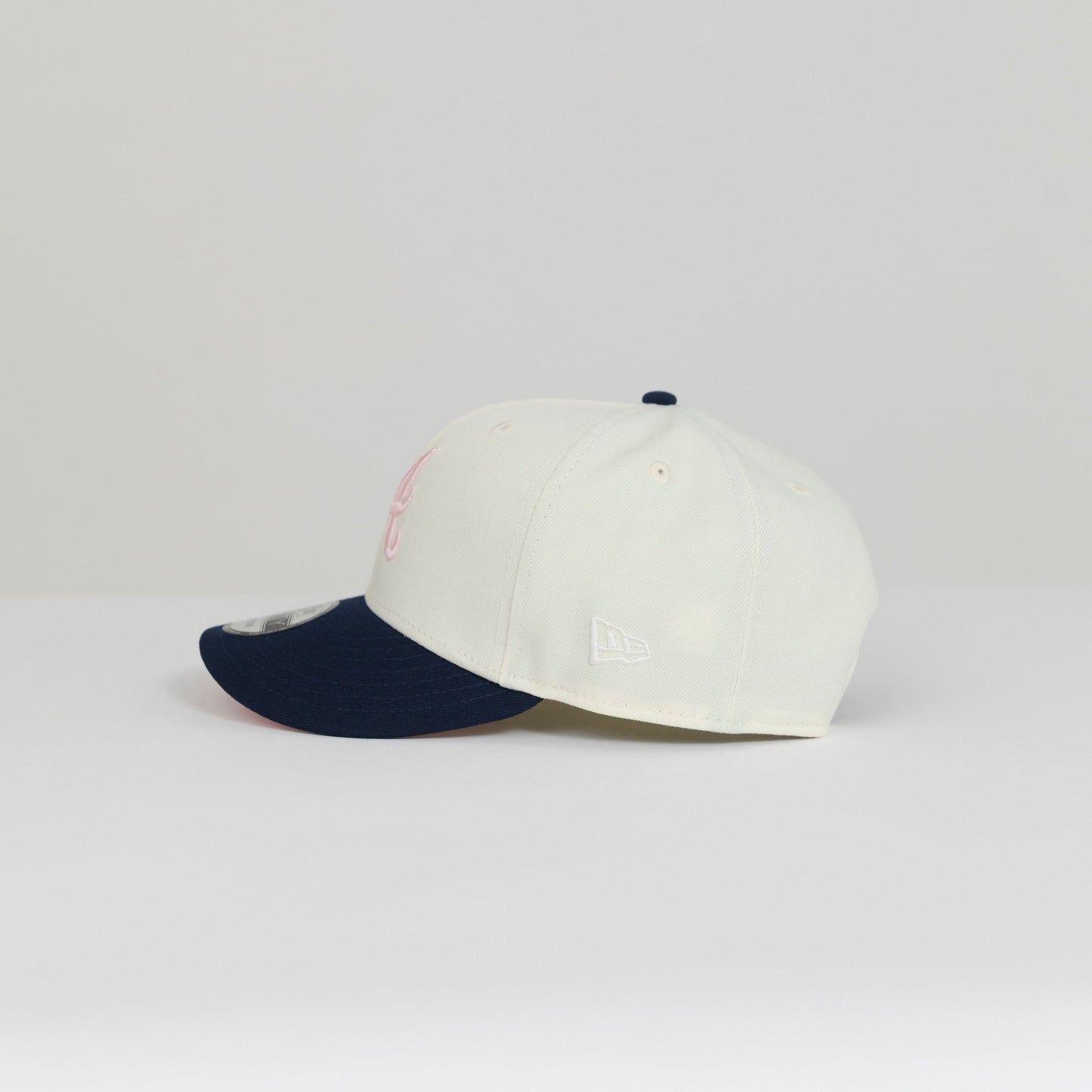 NEW ERA EXCLUSIVE 9FIFTY CHROME/ NAVY ATLANTA BRAVES SNAPBACK W/ 2000 ALL STAR GAME SIDE PATCH
