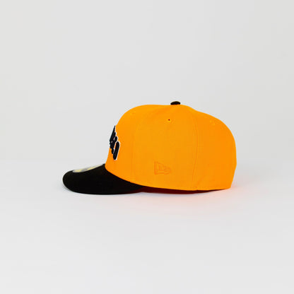 NEW ERA EXCLUSIVE 59FIFTY ORANGE/ BLACK SAN FRANCISCO GIANTS SCRIPT W/ 25TH ANNIVERSARY SIDE PATCH