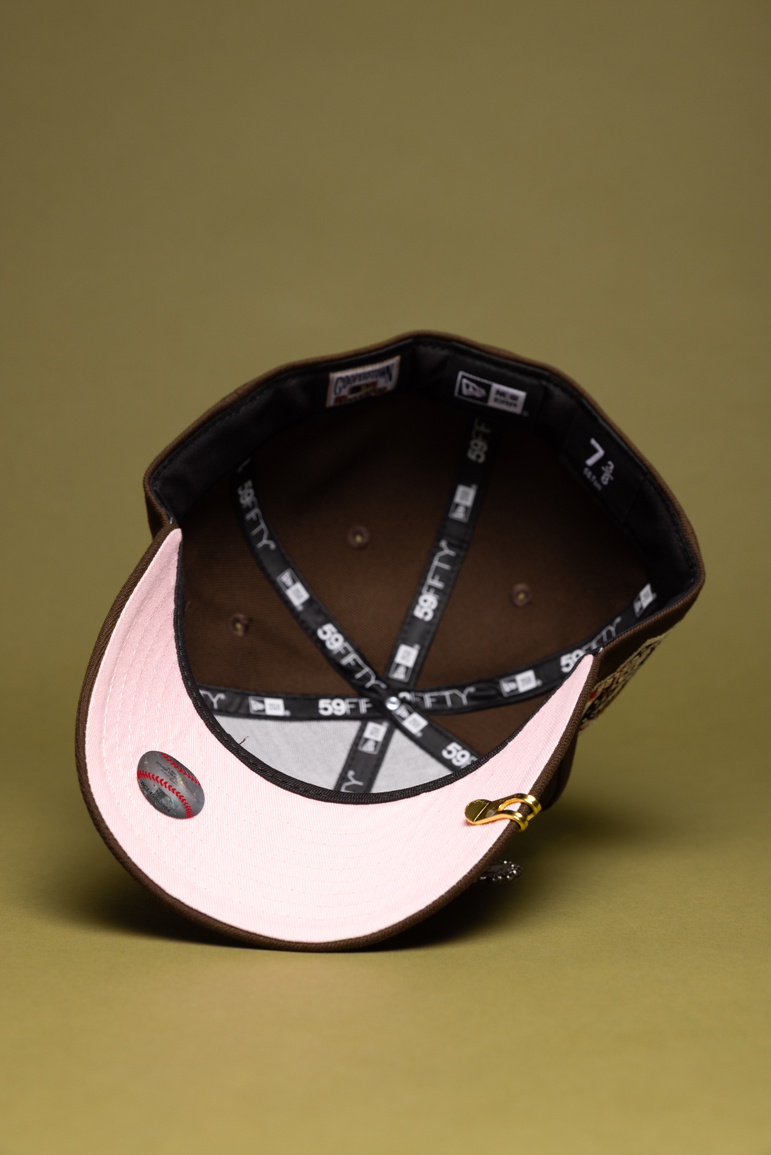 NEW ERA EXCLUSIVE 59FIFTY BROWN LOS ANGELES DODGERS W/ BLOOMING ROSE + 60TH ANNIVERSARY SIDE PATCH