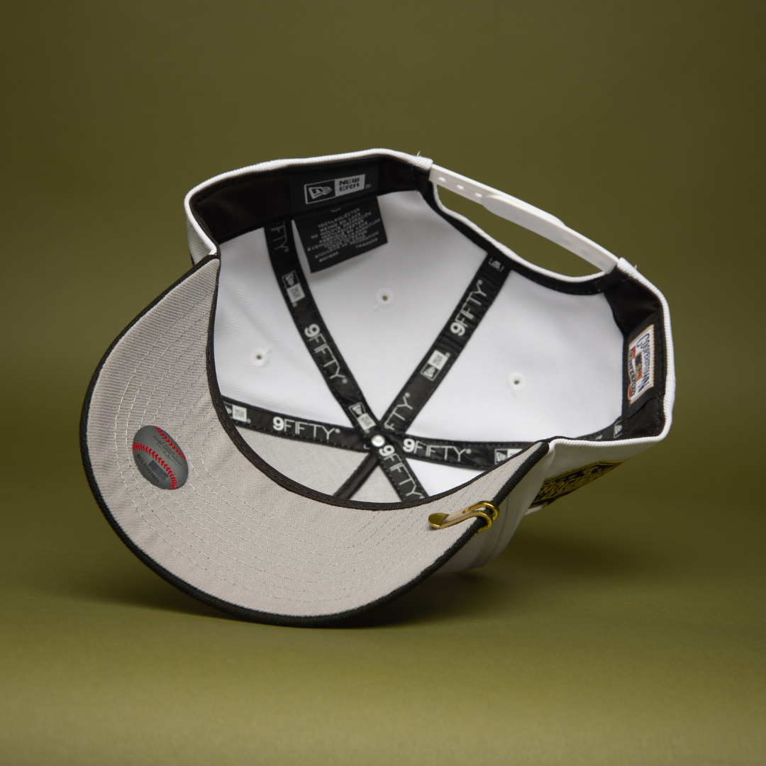 NEW ERA 9FIFTY A-FRAME PEARL WHITE LOS ANGELES DODGERS SNAPBACK W/ WORLD CHAMPIONS SIDE PATCH