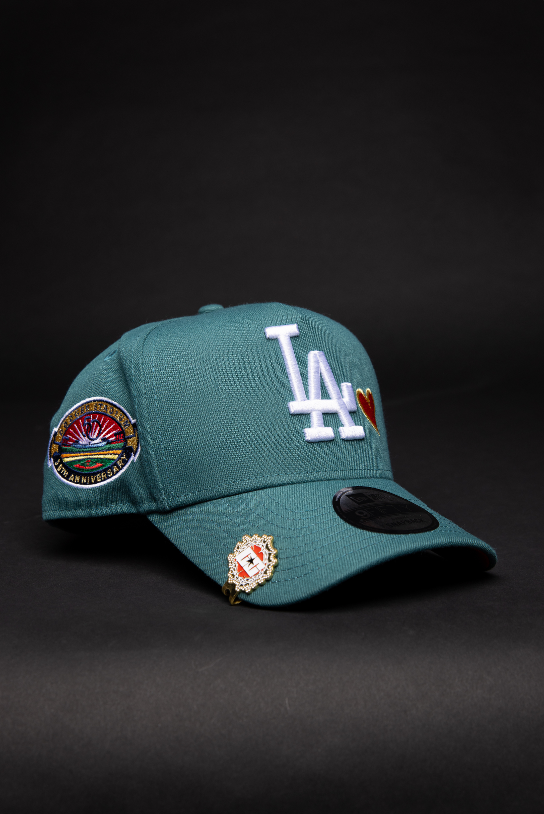 NEW ERA 9FIFTY A-FRAME PINE GREEN LOS ANGELES DODGERS SNAPBACK W/ RED HEART + 50TH ANNIVERSARY SIDE PATCH