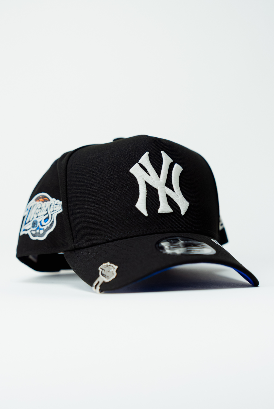 NEW ERA 9FIFTY A-FRAME BLACK NEW YORK YANKEES SNAPBACK W/ WORLD SERIES SIDE PATCH