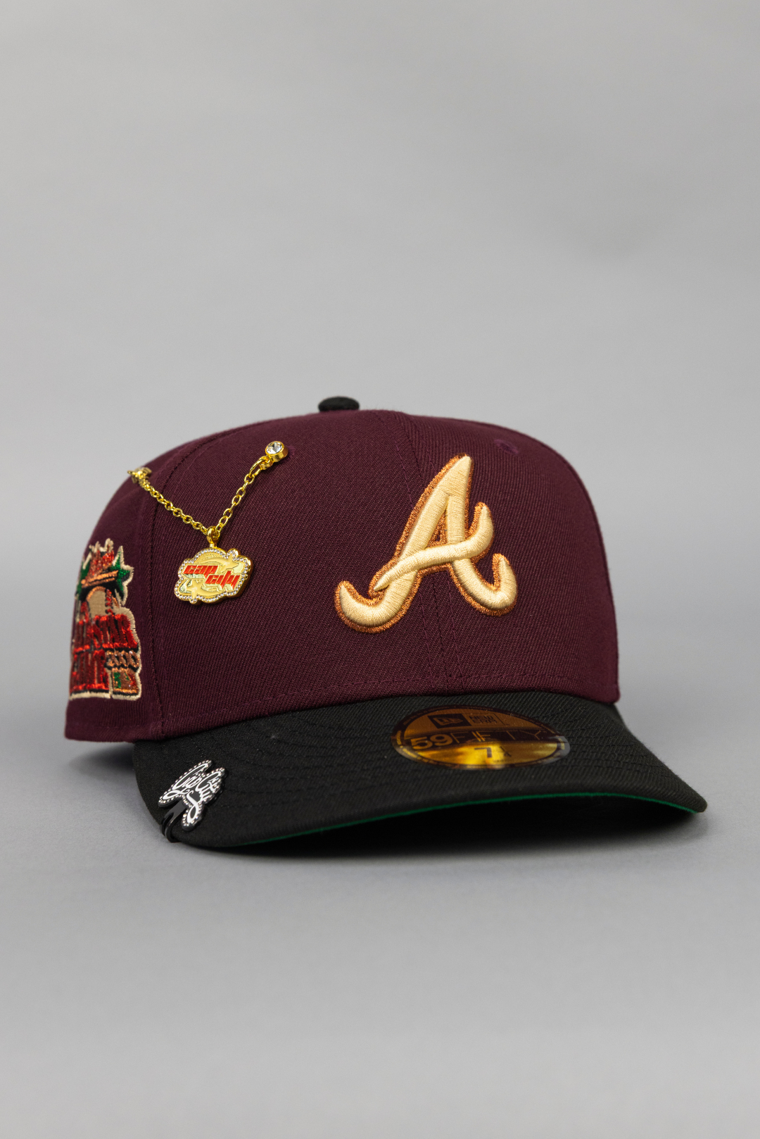 NEW ERA EXCLUSIVE 59FIFTY BURGUNDY/ BLACK ATLANTA BRAVES W/ 2000 ALL STAR GAME SIDE PATCH