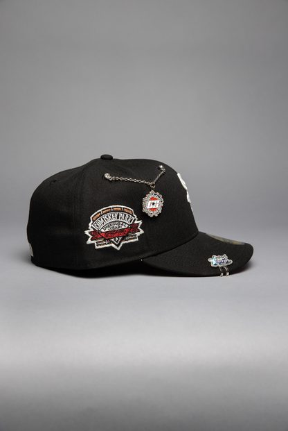 NEW ERA EXCLUSIVE 59FIFTY BLACK CHICAGO WHITE SOX W/ COMISKEY PARK SIDE PATCH