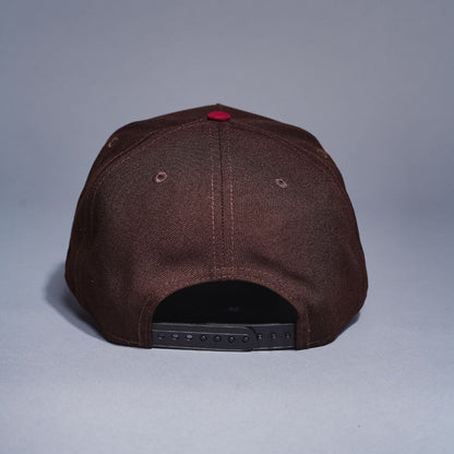 NEW ERA 9FIFTY A-FRAME BURNT WOOD ATLANTA BRAVES SNAPBACK W/ 1999 WORLD SERIES SIDE PATCH