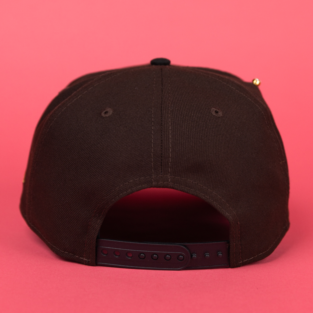 NEW ERA EXCLUSIVE 9FIFTY DARK BROWN/ BLACK HOUSTON ASTROS SNAPBACK W/ ASTRODOME SIDE PATCH