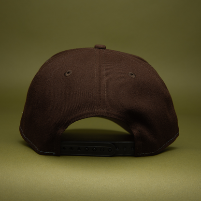 NEW ERA 9FIFTY A-FRAME DARK BROWN LOS ANNGELES DODGERS SNAPBACK W/ 60TH ANNIVERSARY SIDE PATCH