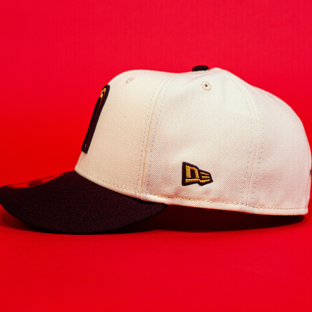 NEW ERA EXCLUSIVE 59FIFTY CHROME/ BURGUNDY MEXICO 2025 WORLD BASEBALL CLASSIC W/ MEXICO FLAG SIDE PATCH