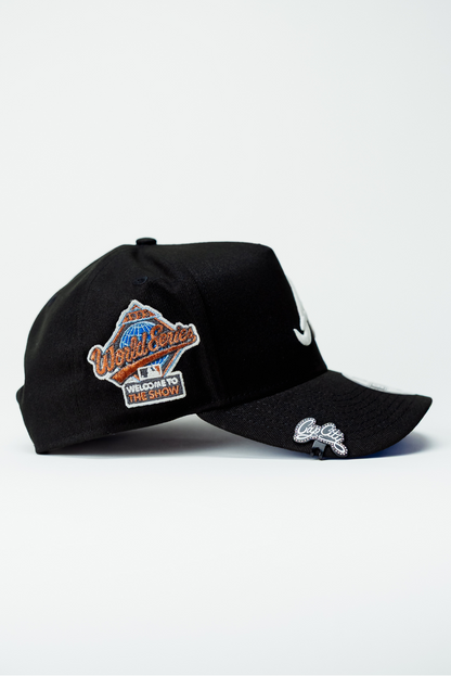 NEW ERA 9FIFTY A-FRAME BLACK ATLANTA BRAVES SNAPBACK W/ 1995 WORLD SERIES SIDE PATCH