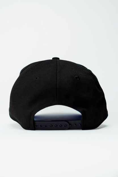 NEW ERA 9FIFTY A-FRAME BLACK ATLANTA BRAVES SNAPBACK W/ 1995 WORLD SERIES SIDE PATCH