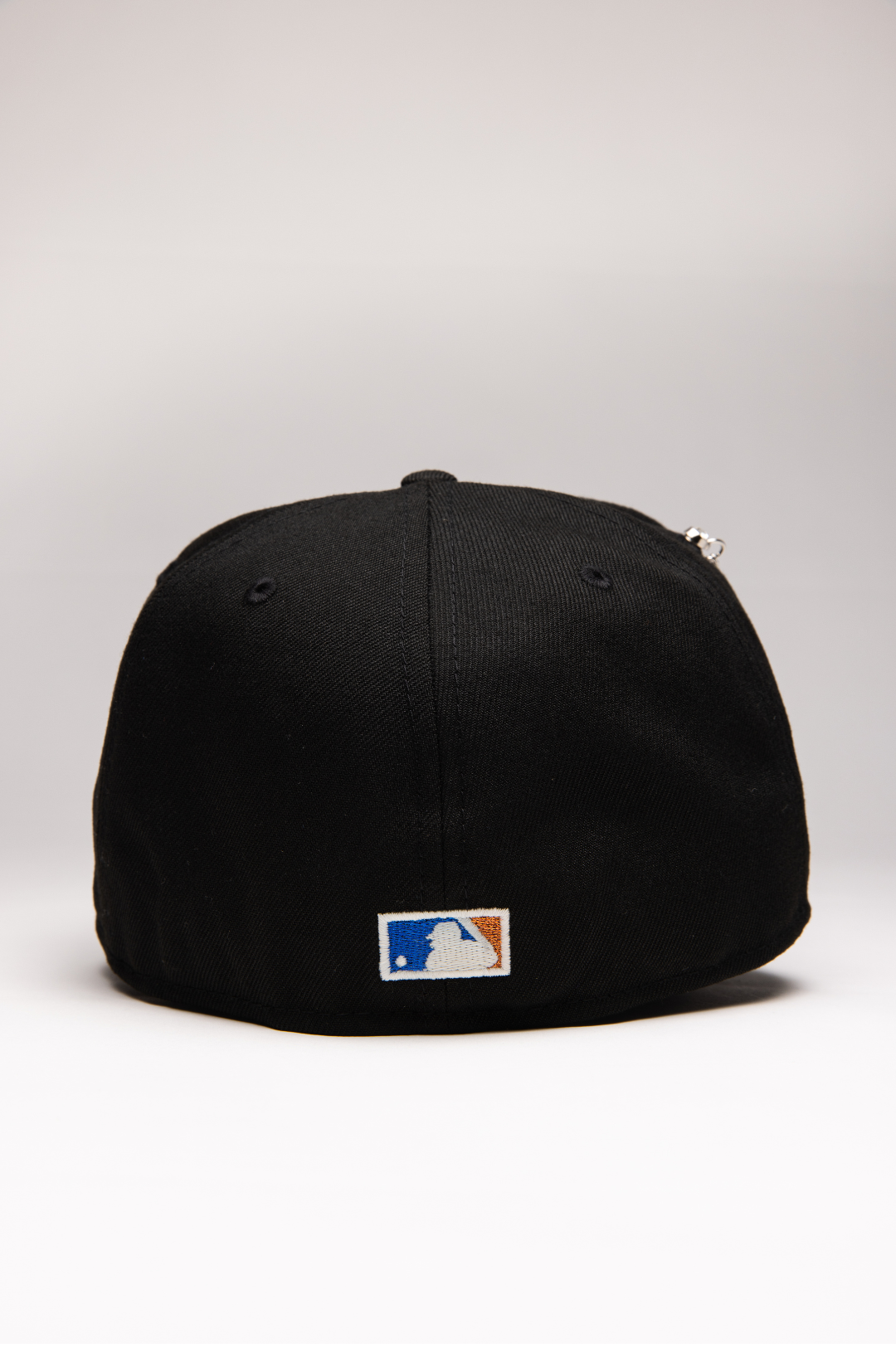 NEW ERA EXCLUSIVE 59FIFTY BLACK ATLANTA BRAVES W/ 40TH ANNIVERSARY SIDE PATCH