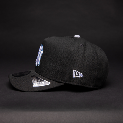 NEW ERA 9FIFTY A-FRAME BLACK NEW YORK YANKEES SNAPBACK W/ 2000 WORLD SERIES SIDE PATCH