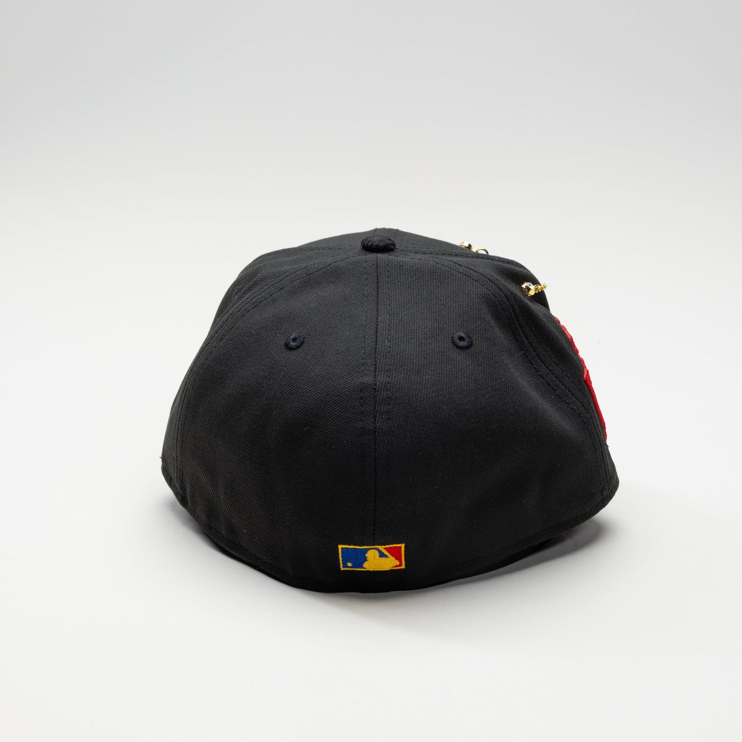 NEW ERA EXCLUSIVE 59FIFTY BLACK/ CORDUROY PITTSBURGH PIRATES W/ 76TH WORLD SERIES SIDE PATCH