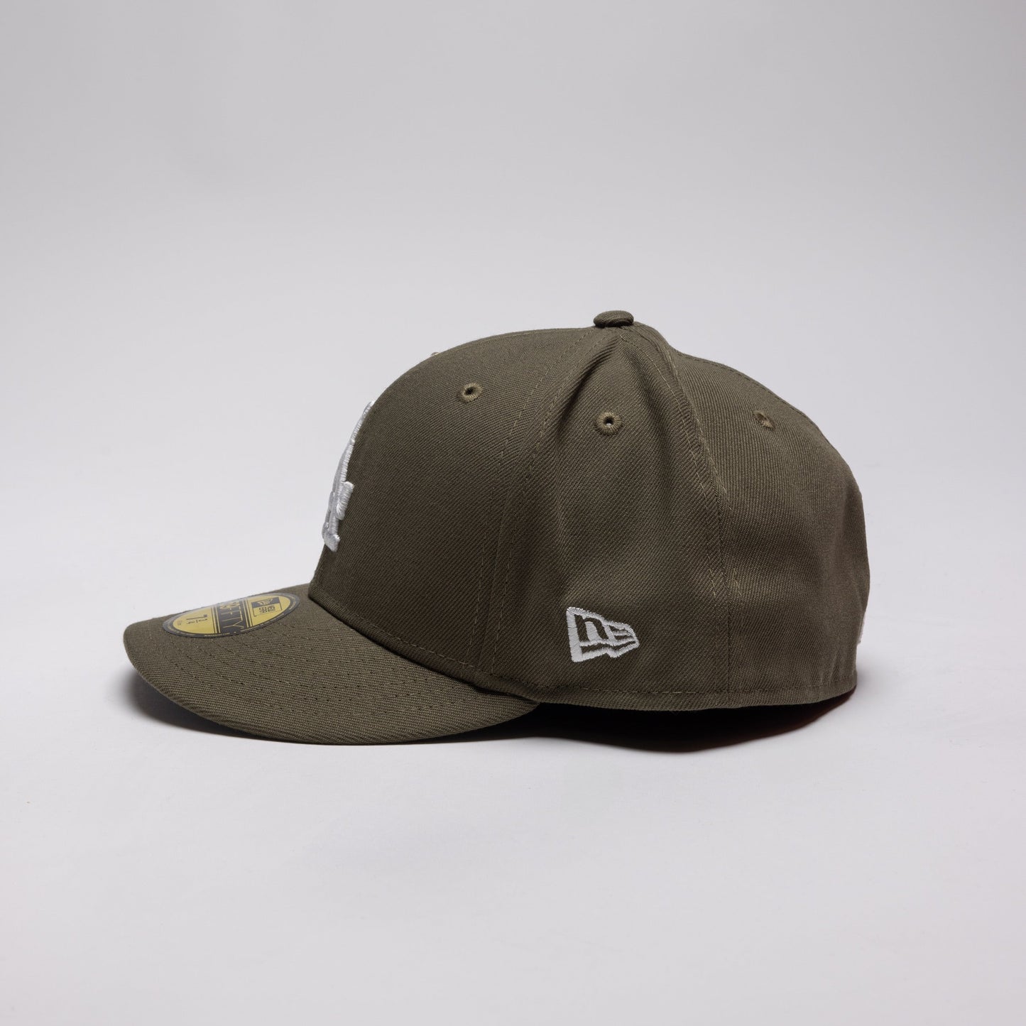 NEW ERA EXCLUSIVE 59FIFTY OLIVE LOS ANGELES DODGERS W/ 2024 WORLD SERIES SIDE PATCH
