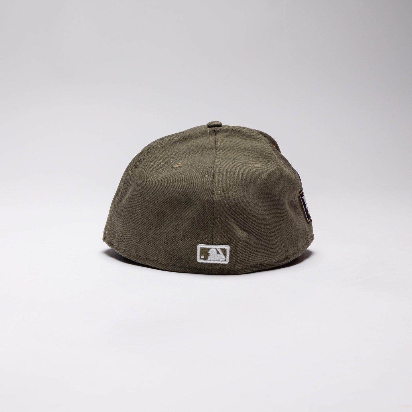 NEW ERA EXCLUSIVE 59FIFTY OLIVE LOS ANGELES DODGERS W/ 2024 WORLD SERIES SIDE PATCH