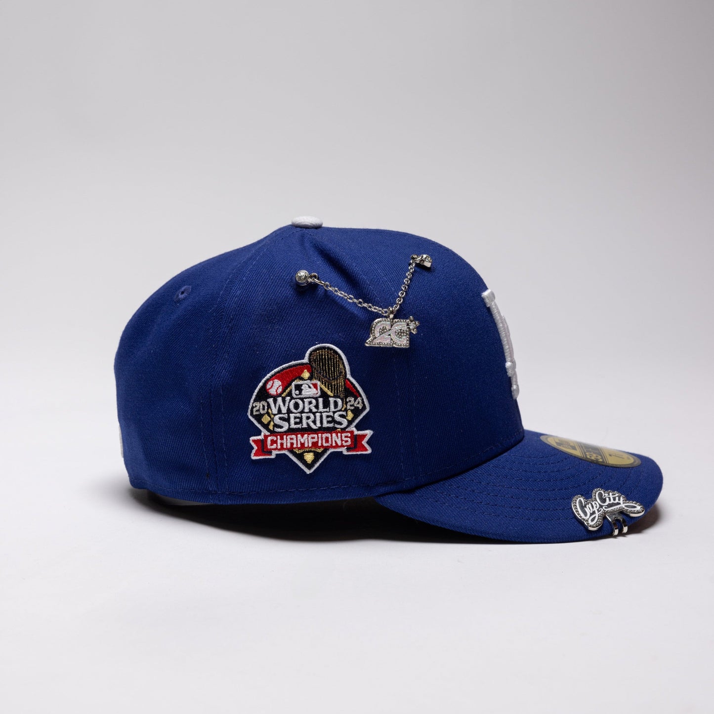 NEW ERA EXCLUSIVE 59FIFTY BLUE LOS ANGELES DODGERS W/ 2024 WORLD SERIES CHAMPIONS SIDE PATCH