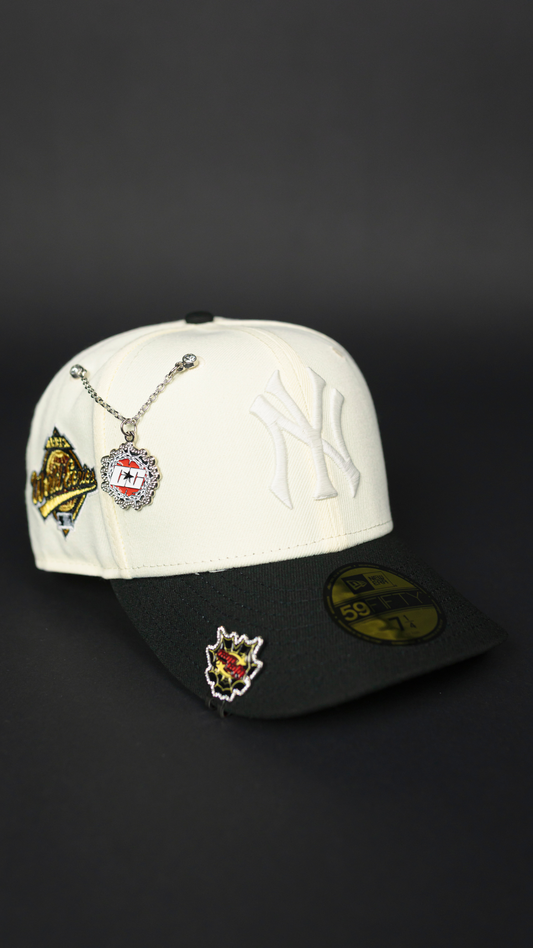 NEW ERA EXCLUSIVE 59FIFTY CHROME/ BLACK NEW YORK YANKEES W/ WORLD SERIES SIDE PATCH
