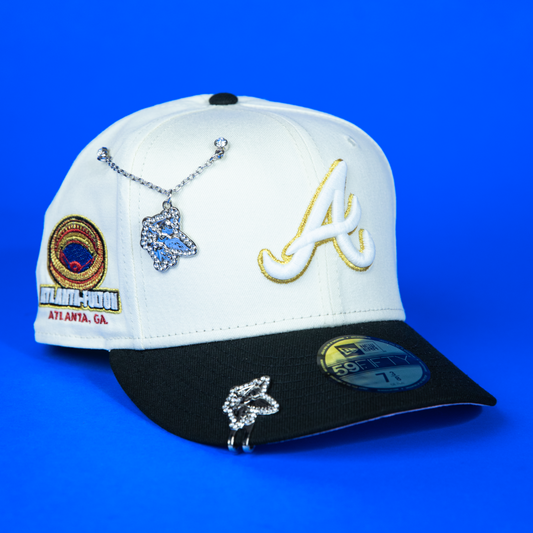NEW ERA 59FIFTY CHROME/ BLACK ATLANTA BRAVES W/ ATLANTA PODIUM SIDE PATCH
