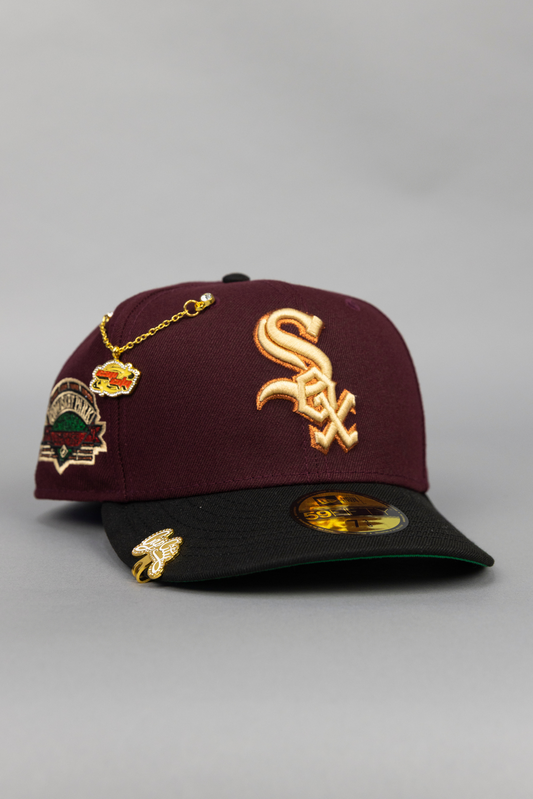 NEW ERA EXCLUSIVE 59FIFTY BURGUNDY/ BLACK CHICAGO WHITE SOX W/ COMISKEY PARK SIDE PATCH